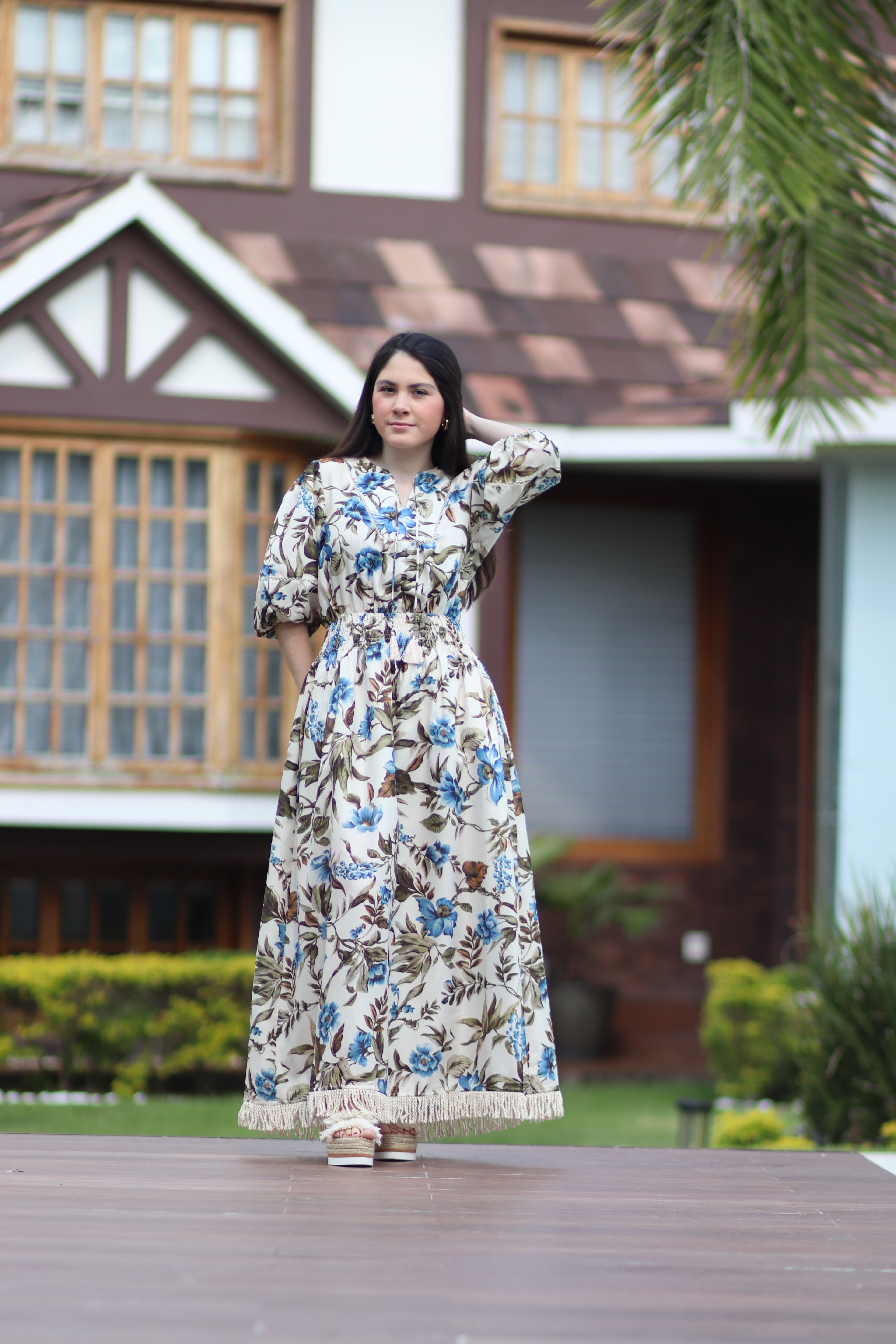 VESTIDO FLOREADO BEIGE