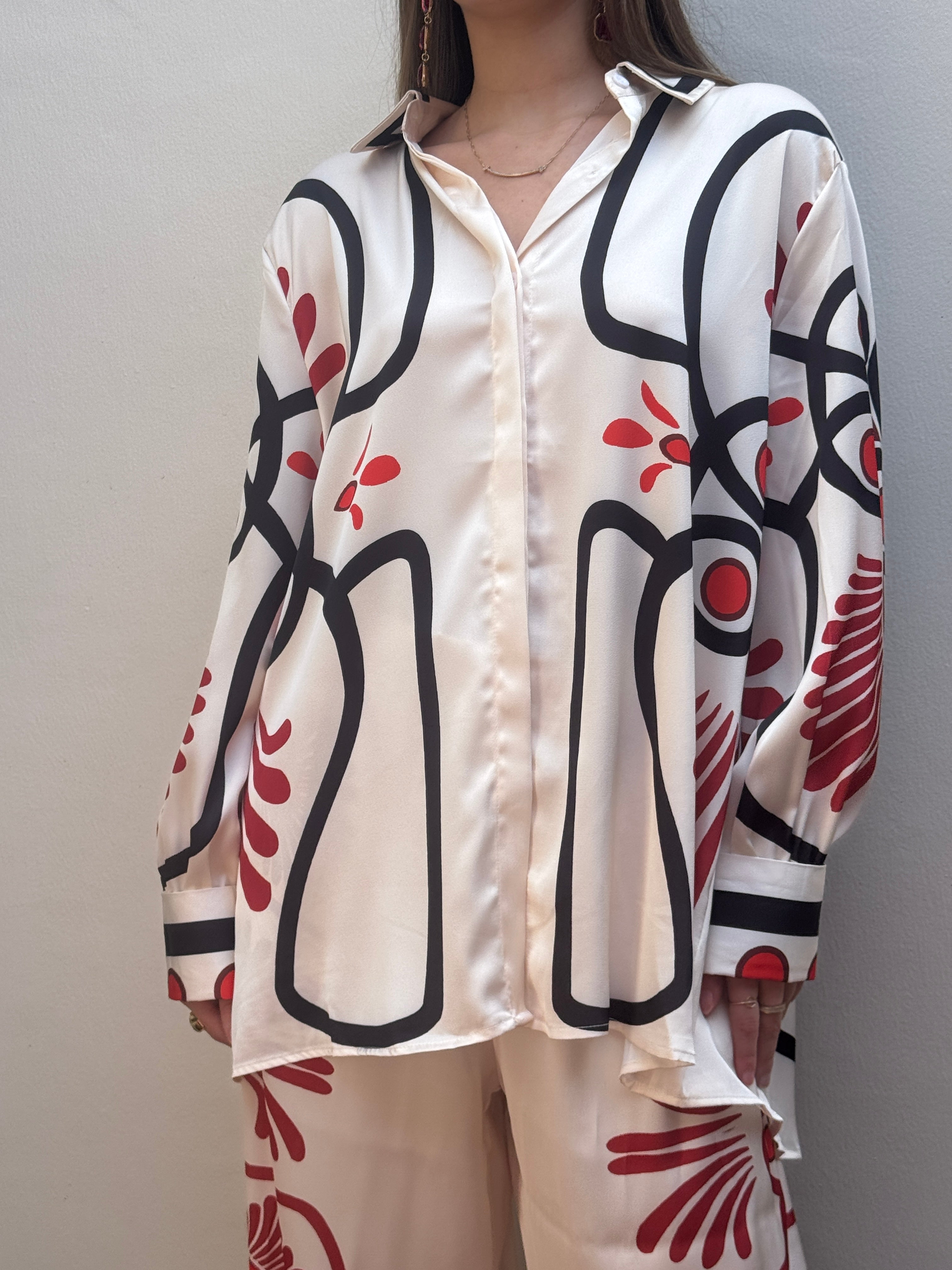 Amaranta set: camisa y pantalón estampado gráfico