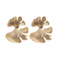 Adriana aretes Ginkgo bañados en oro