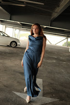 Éliane Sapphire Open-Back Satin Dress