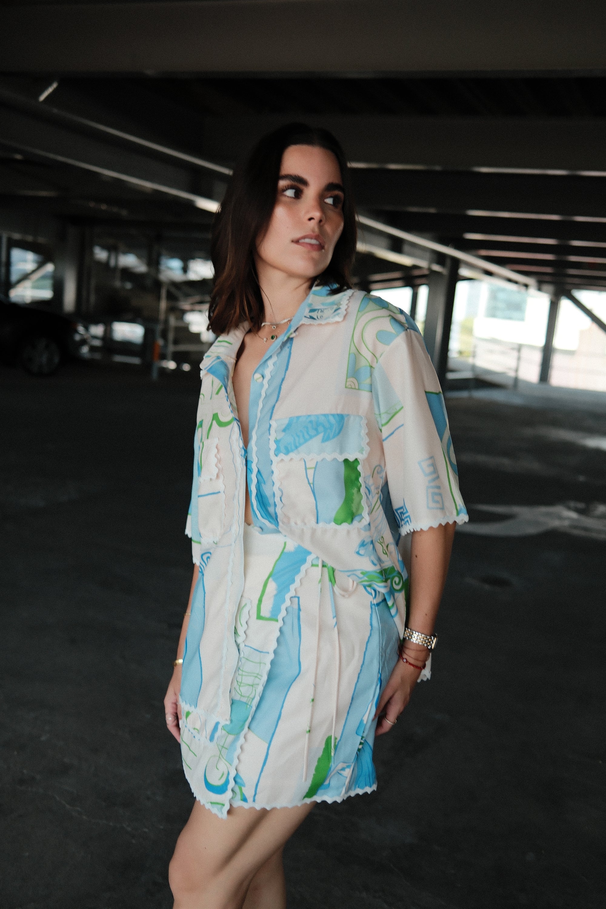 Geometrico Set Camisa Oversize + Falda