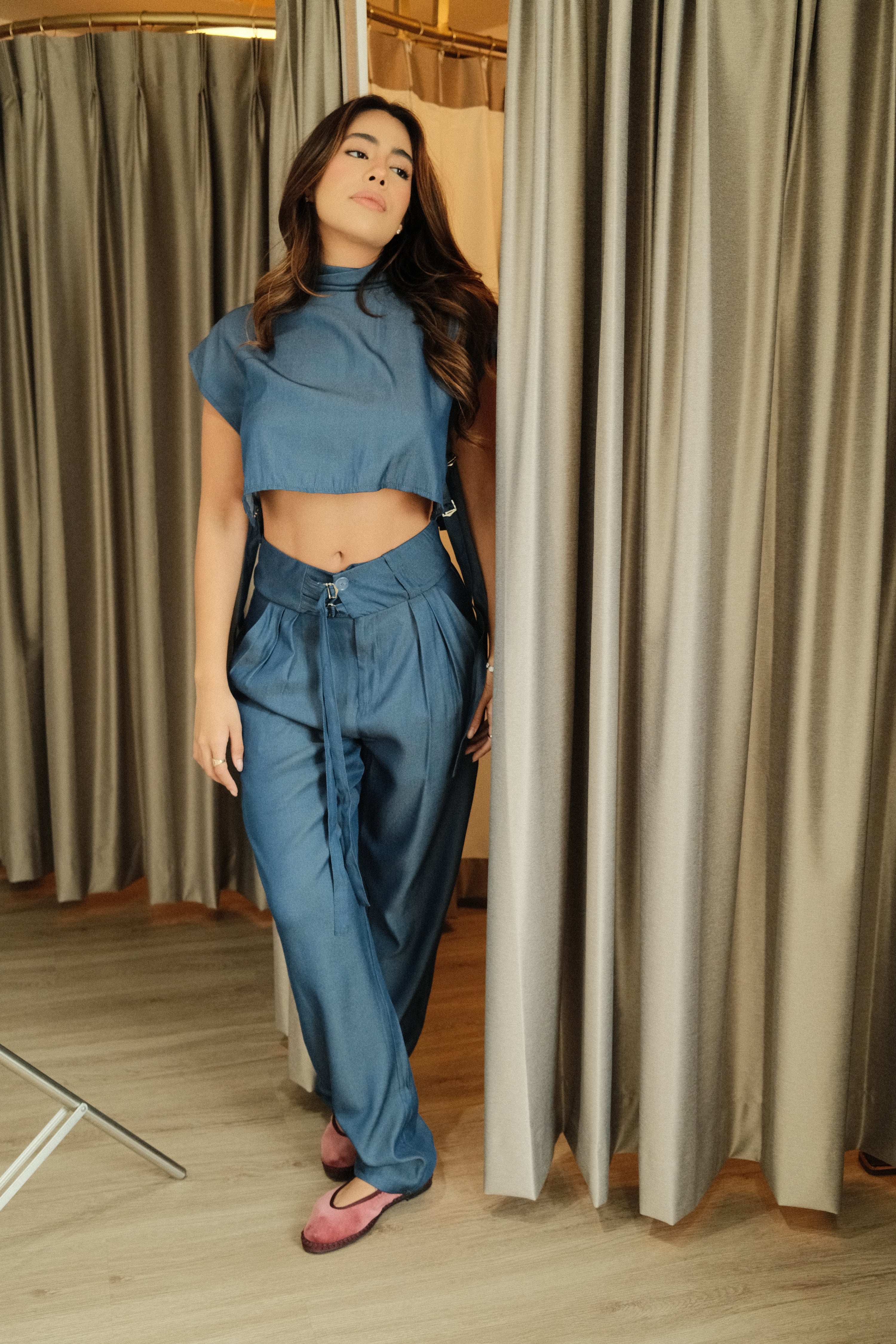 Dark Denim Set crop Top + Pantalón cinturón