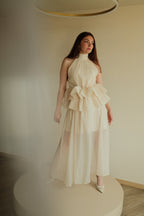 Roberta Vestido Beige con olanes