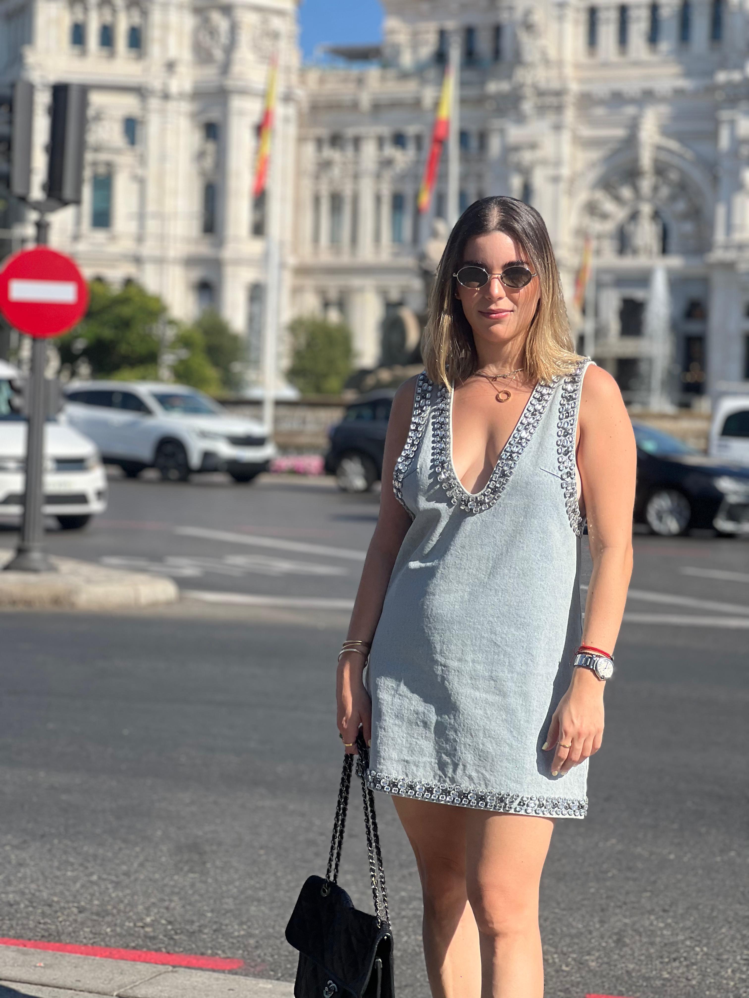 Daphné crystal sleeveless denim mini dress