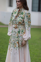 VESTIDO LARGO BOTÓN DE FLOR