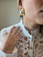 Juana Aretes cuadrados con perla