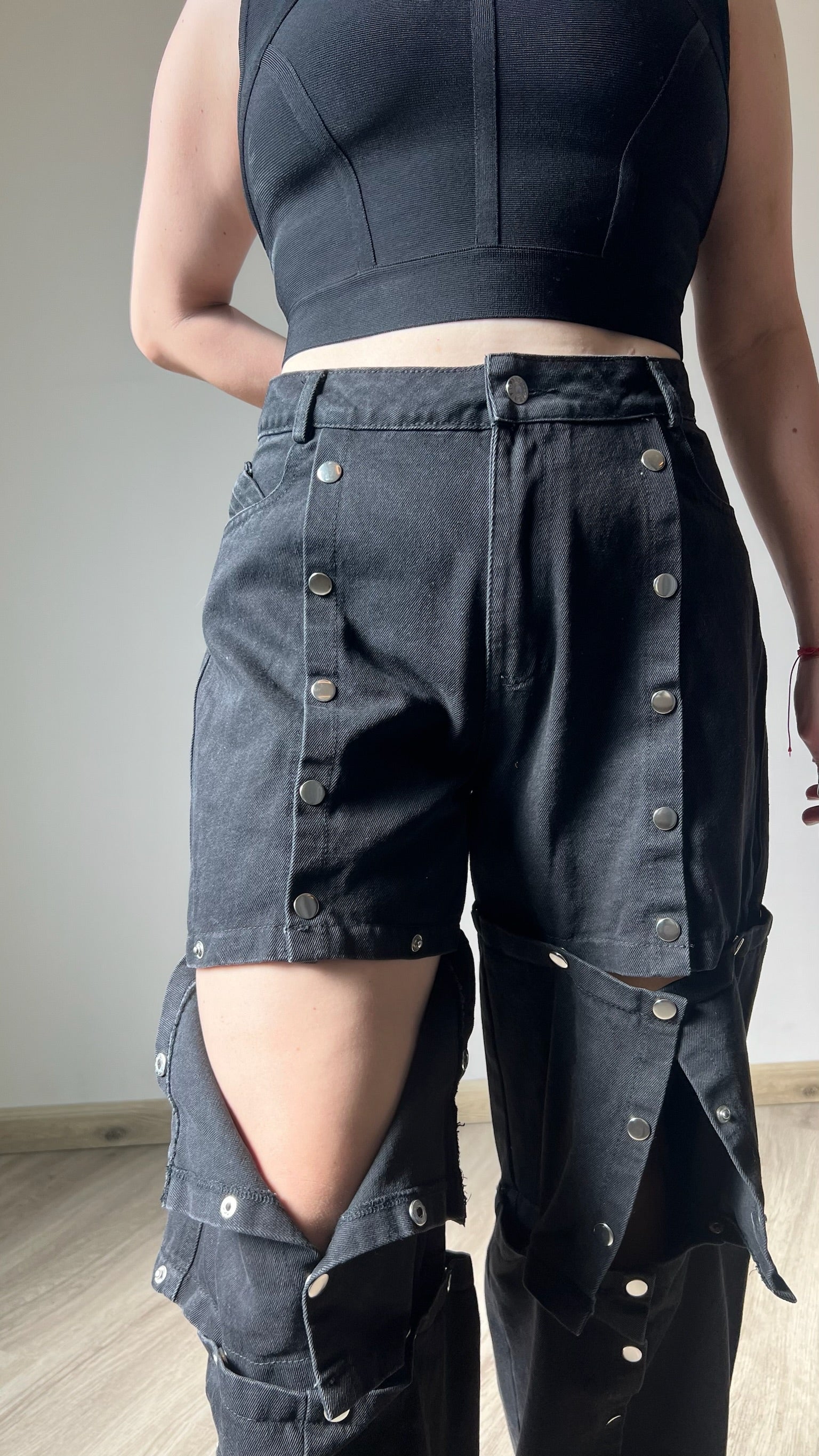 Janelle buttoned straight-leg jeans
