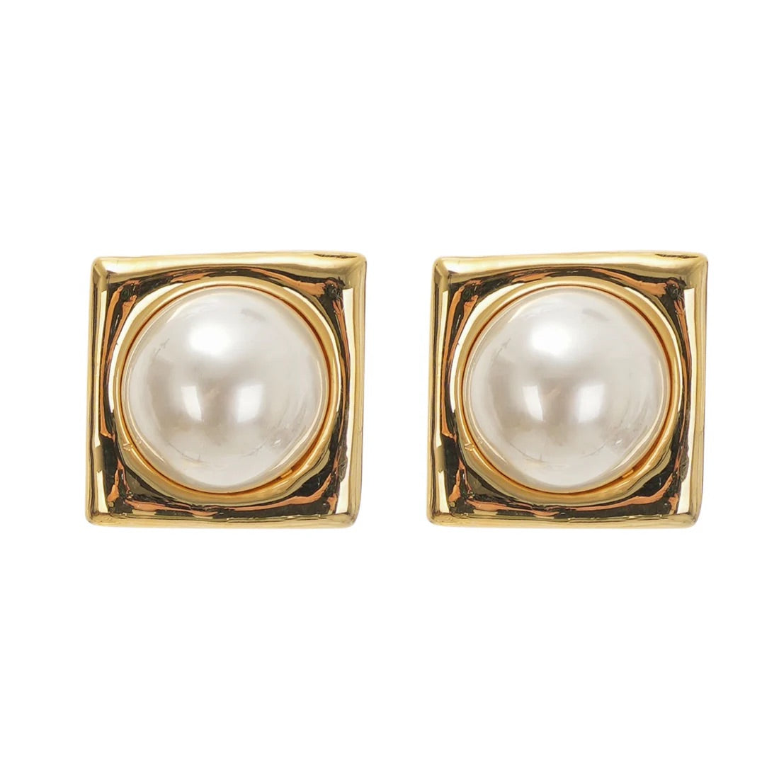 Juana Aretes cuadrados con perla